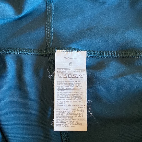 Old Navy Active Leggings - Picture 3 of 7